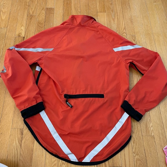 The Running Room Jacket - Picture 7 of 9
